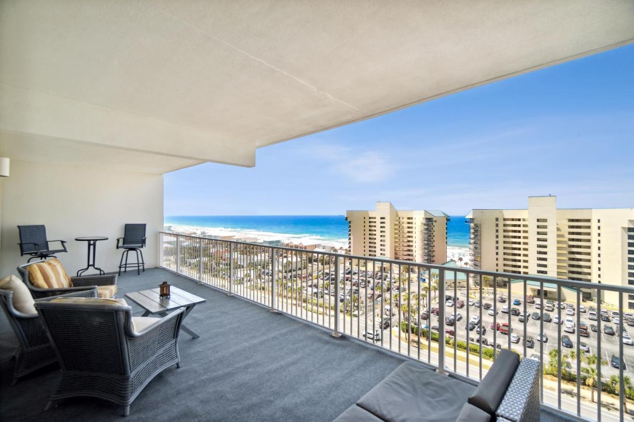 Luxury 3bd 3ba Bunks Condo! Ocean Views! Free Chairs & Umbrella Service! By Dolce Getaways Pcb