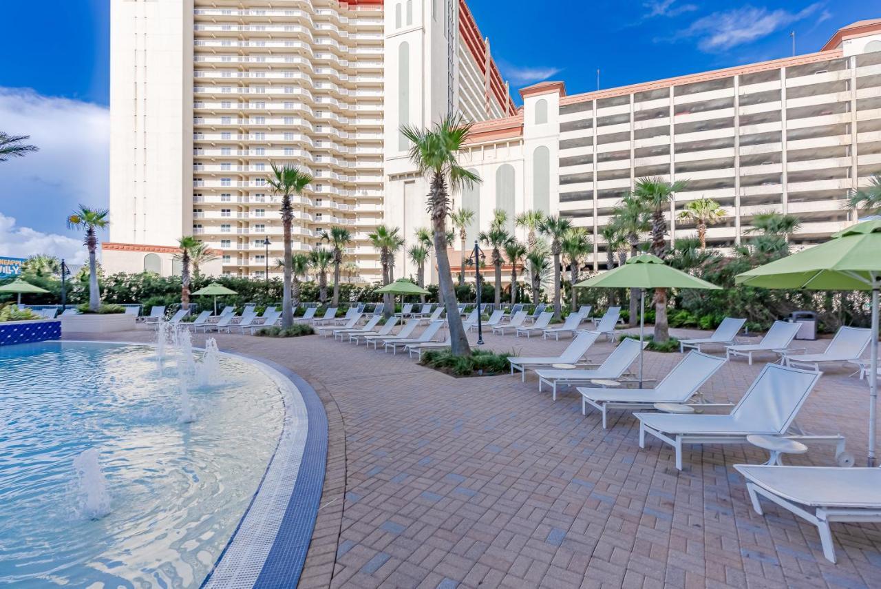 Apartment Luxury 3bd 3ba Bunks Condo! Ocean Views! Free Chairs & Umbrella Service! By Dolce Getaways Pcb