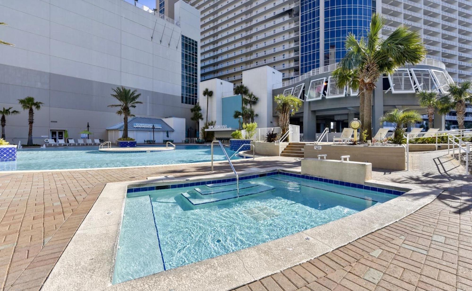 Apartment Luxury 3bd 3ba Bunks Condo! Ocean Views! Free Chairs & Umbrella Service! By Dolce Getaways Pcb *
