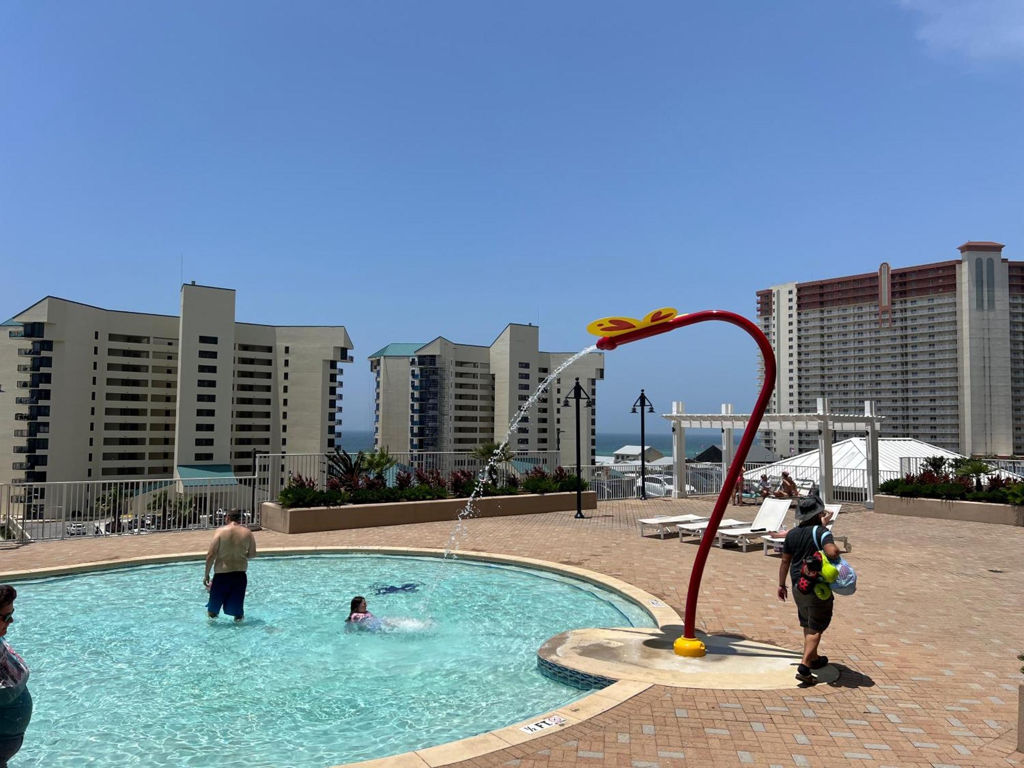 Luxury 3bd 3ba Bunks Condo! Ocean Views! Free Chairs & Umbrella Service! By Dolce Getaways Pcb *
