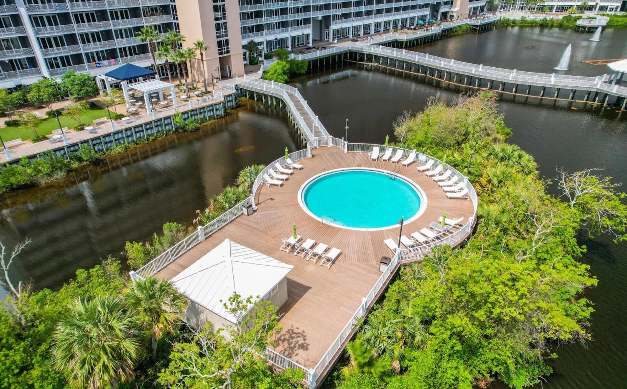 Luxury 3bd 3ba Bunks Condo! Ocean Views! Free Chairs & Umbrella Service! By Dolce Getaways Pcb