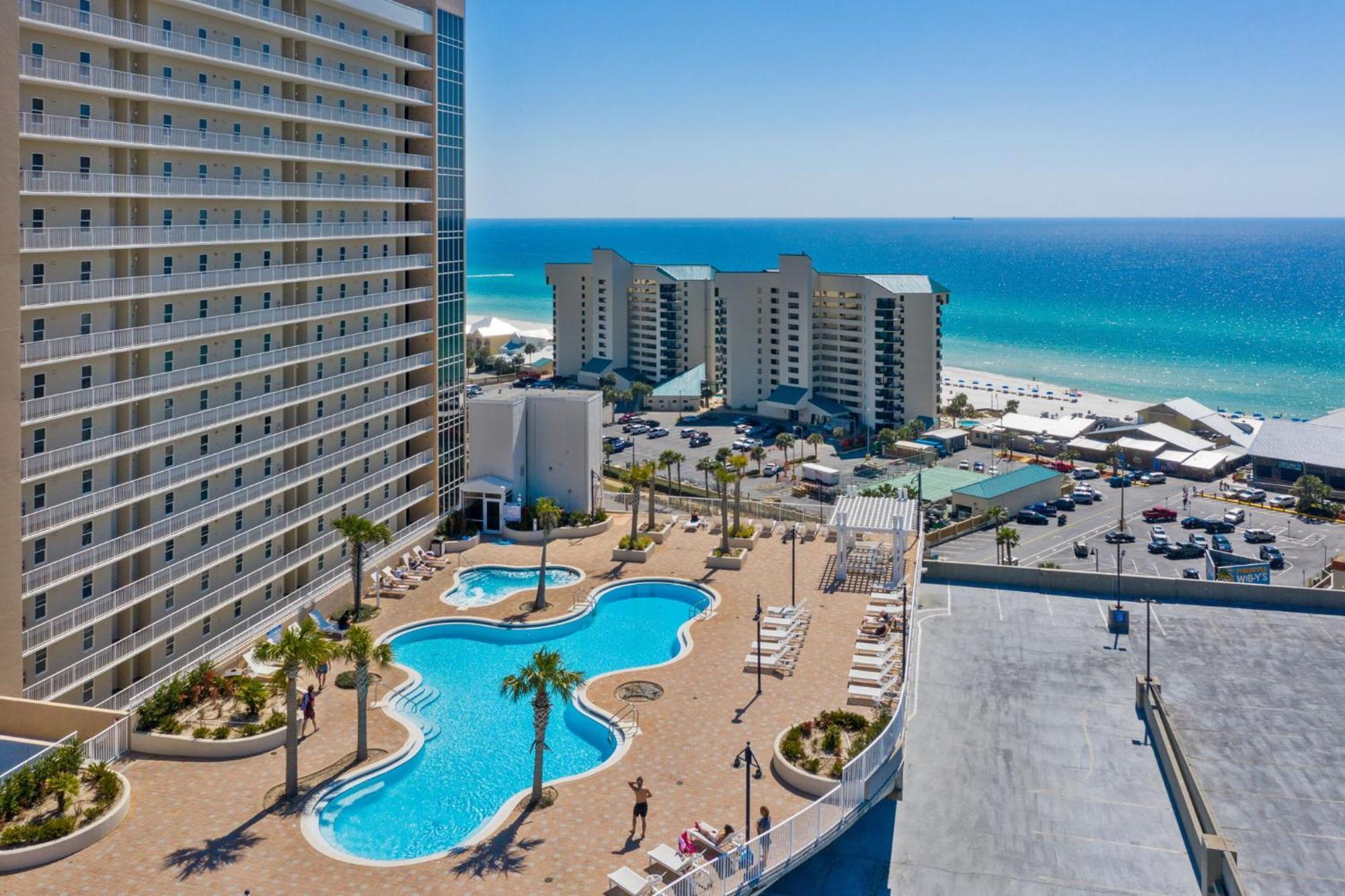 Apartment Luxury 3bd 3ba Bunks Condo! Ocean Views! Free Chairs & Umbrella Service! By Dolce Getaways Pcb Panama City Beach